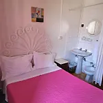 Pensao Prata Affittacamere Lisbona