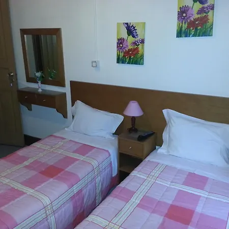 Pensao Prata * Lisboa