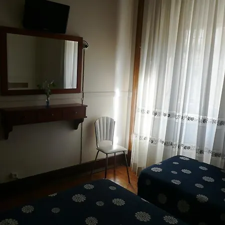 بيت ضيافة Pensao Prata *